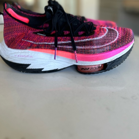 Alphaflys 8.5 great condition - Picture 5 of 8